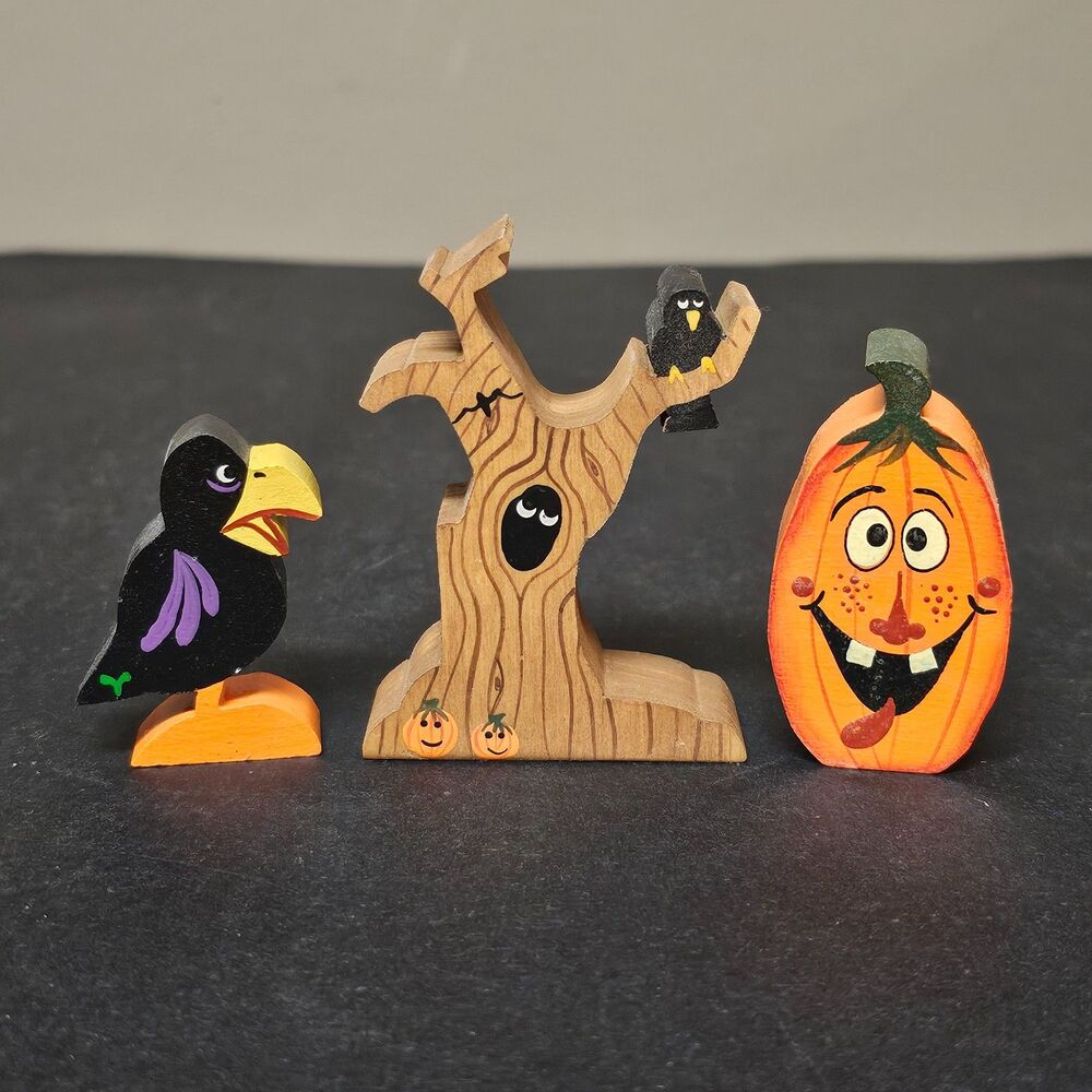 Handmade Wooden Halloween Decor Vtg 1990s Spooky Tree Jack-O'-Lantern Crow 3"
